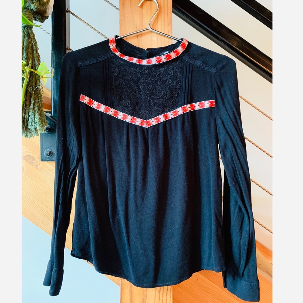 H&M - Black Embroidered Blouse
